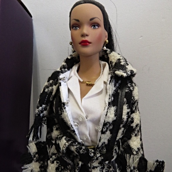 Doll Tyler Wentworth Signature Style TW 0407 Doll / Tonner - Picture 2 of 9